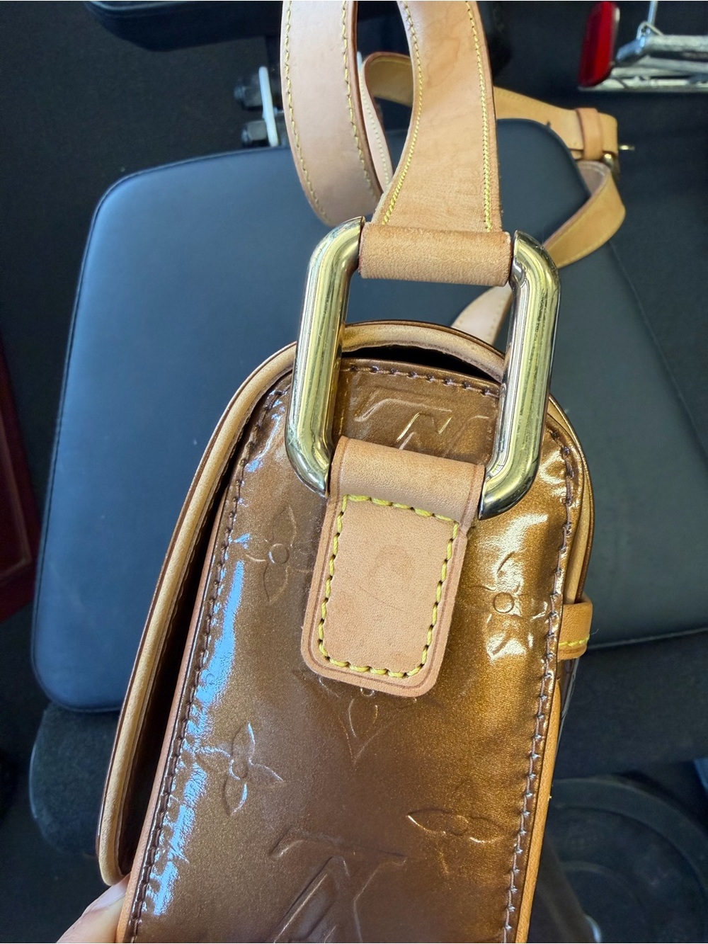 Louis Vuitton Brown Patent Vernis Monogram Crossbody Bag with Buckle - Picture 3 of 9